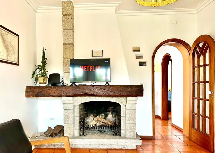 Riverside 157 - Sports Cozy - Uchill Villa *